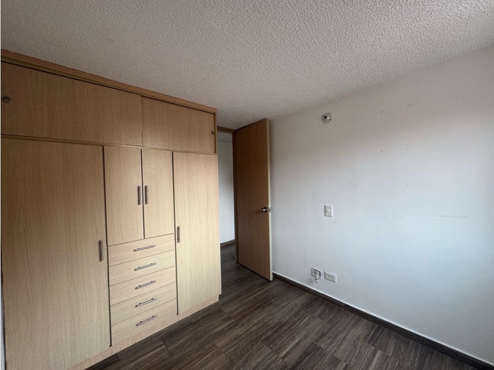 Se arrienda apartamento en conjunto recidencial boreal madrid — foto 6