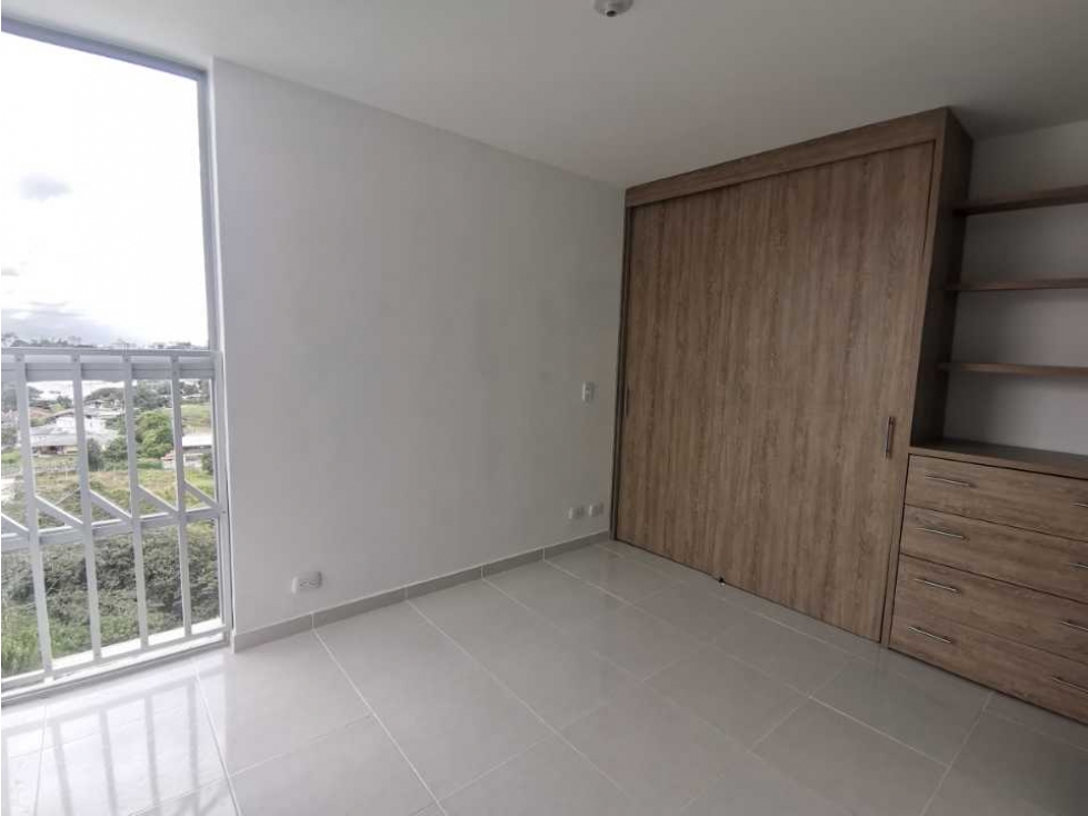 APARTAMENTO EN VENTA NORTE MONTEAZUL — foto 4