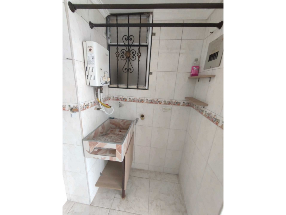 APARTAMENTO EN VENTA EN EL CENTRO DE MEDELLIN PISO 15 — foto 4