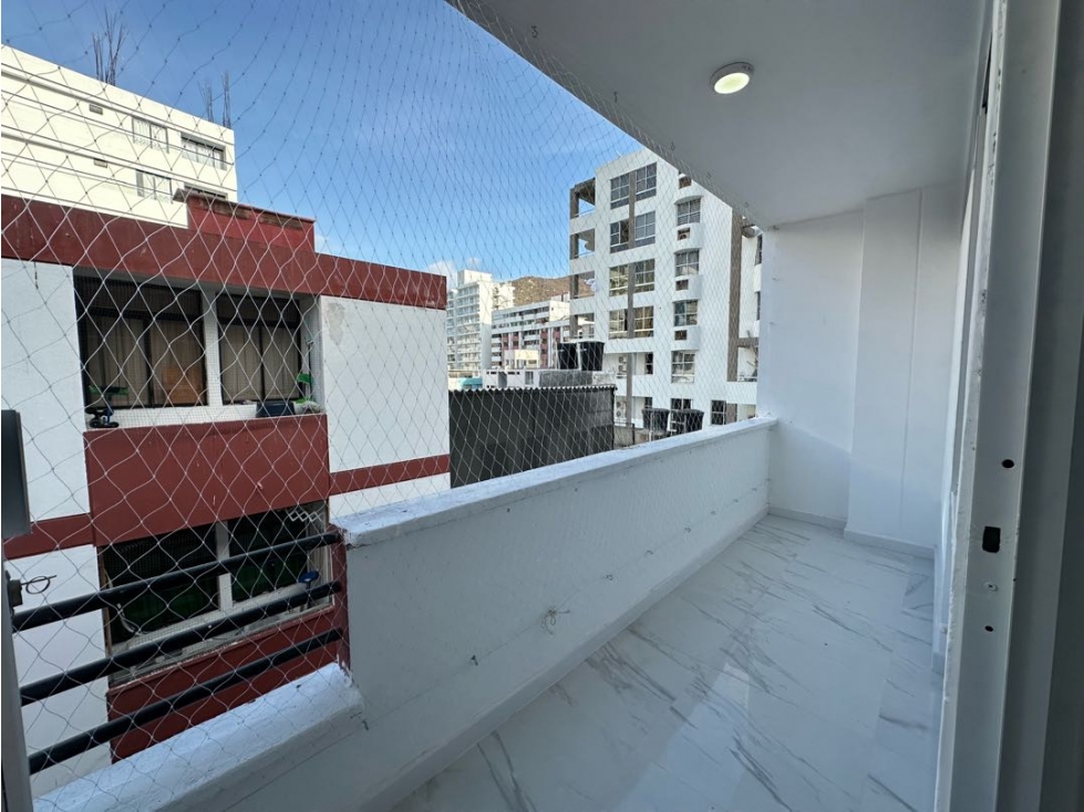 Se arrienda apartamento en Rodadero, Santa Marta