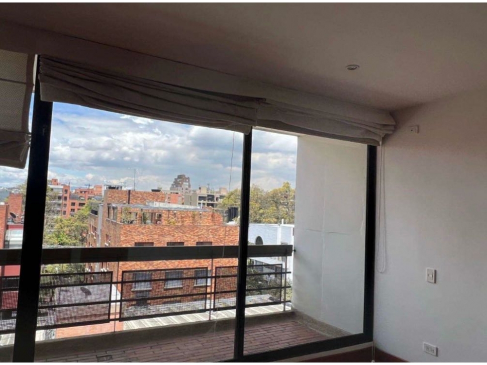 SE ARRIENDA APARTAMENTO EN EL VIRREY. A — foto 2