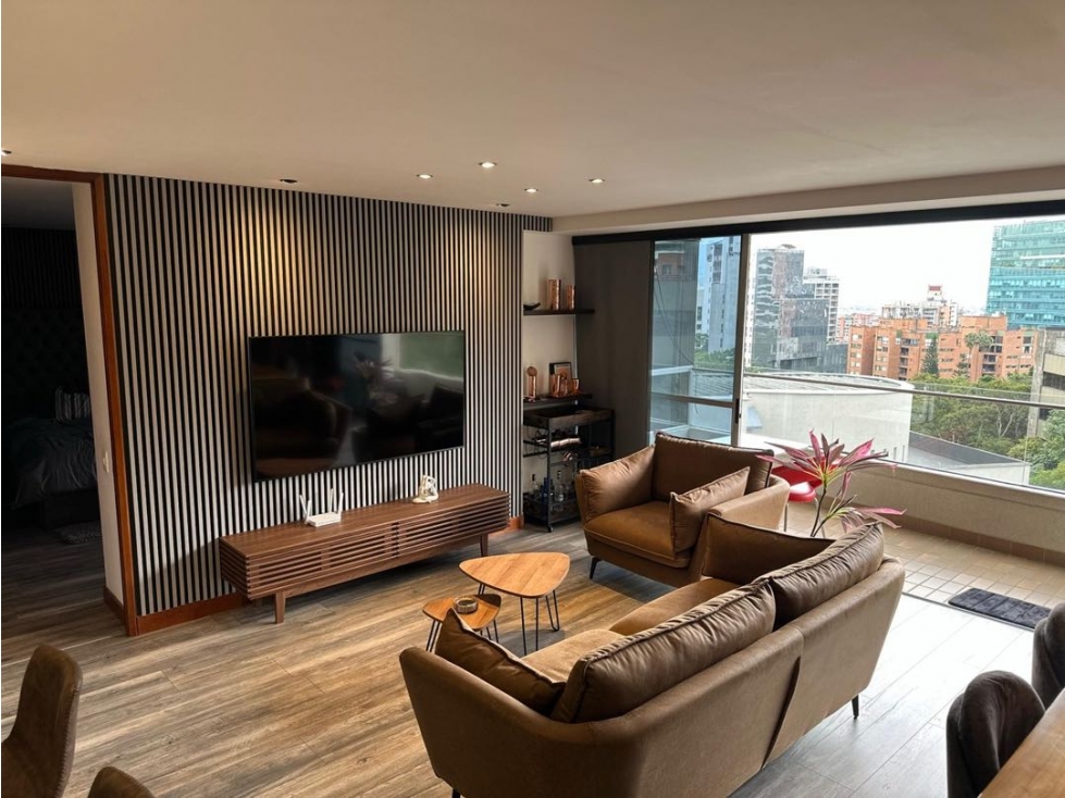 SE ARRIENDA APARTAMENTO EN EL POBLADO — foto 3