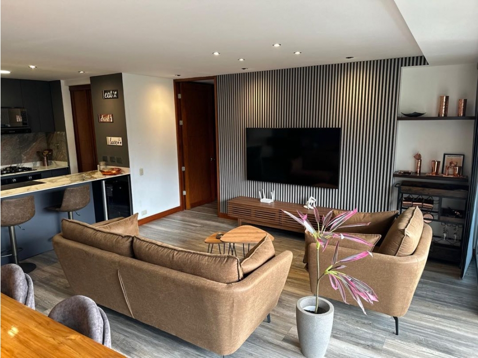 SE ARRIENDA APARTAMENTO EN EL POBLADO — foto 5