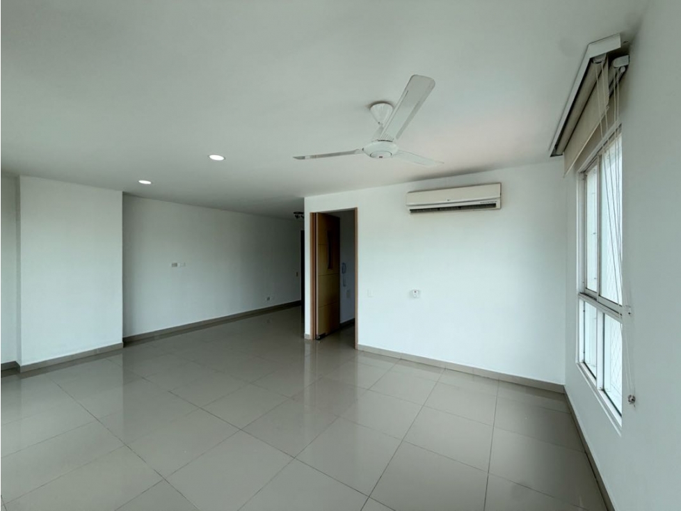 Se arrienda apartamento en el Prado - Santa Marta - 3