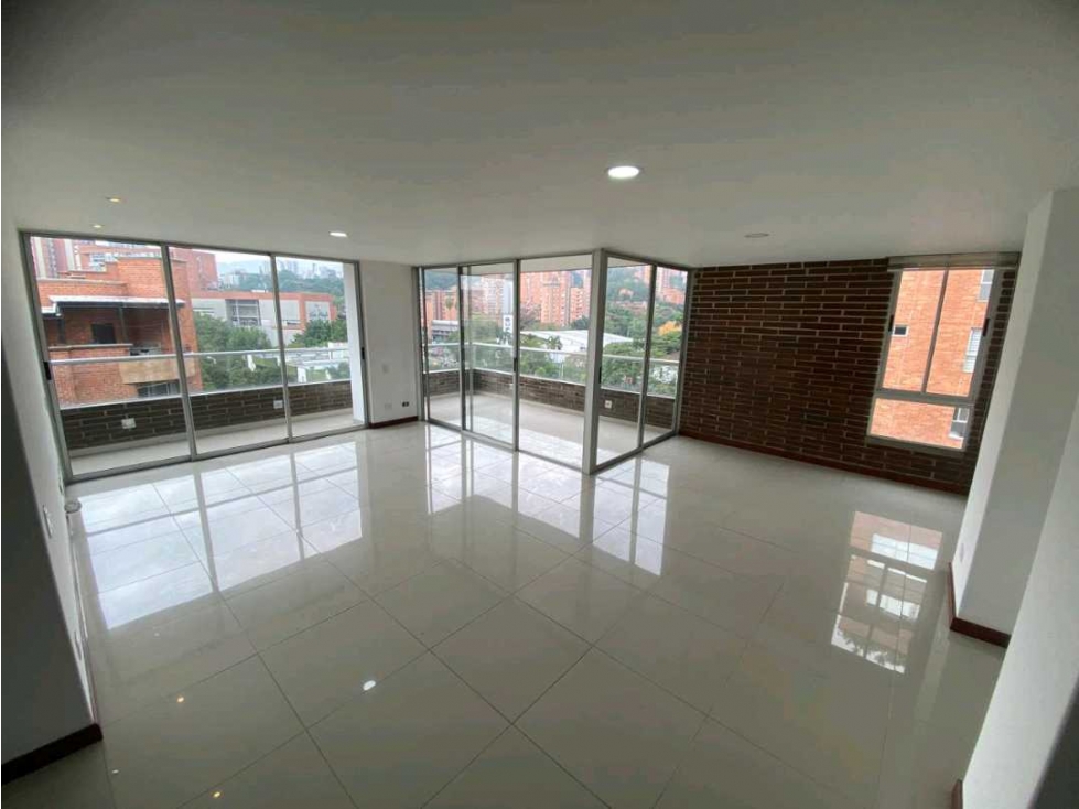 Se Arrienda Apartamento En Envigado, sector Zuñiga — foto 3