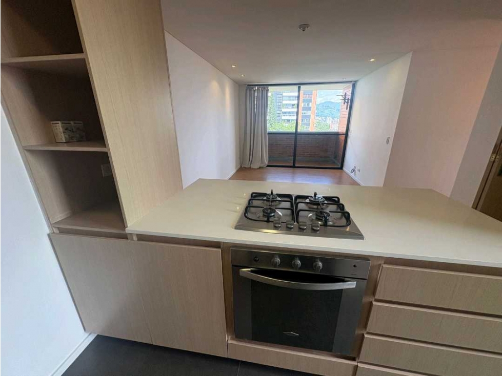 Se arrienda apartamento en Envigado loma de las brujas
