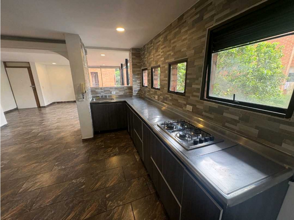 Se arrienda apartamento en Envigado sector la frontera — foto 4