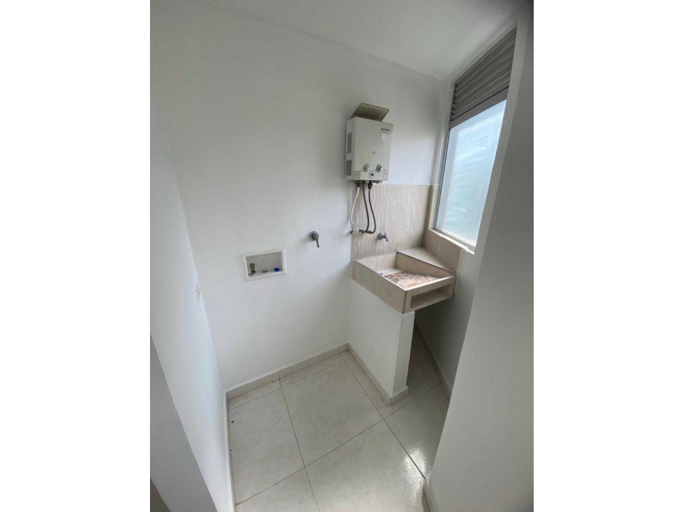 Se Arrienda Apartamento En Itagüí sector Samaria — foto 2