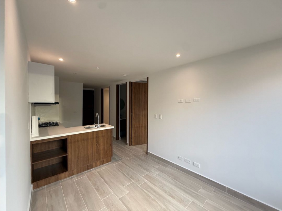 SE ARRIENDA APARTAMENTO EN LA CASTELLANA ARMENIA — foto 3