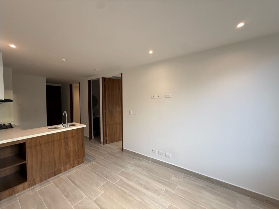 SE ARRIENDA APARTAMENTO EN LA CASTELLANA ARMENIA — foto 4