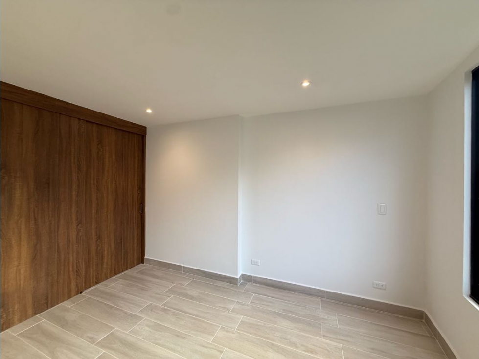 SE ARRIENDA APARTAMENTO EN LA CASTELLANA ARMENIA — foto 6