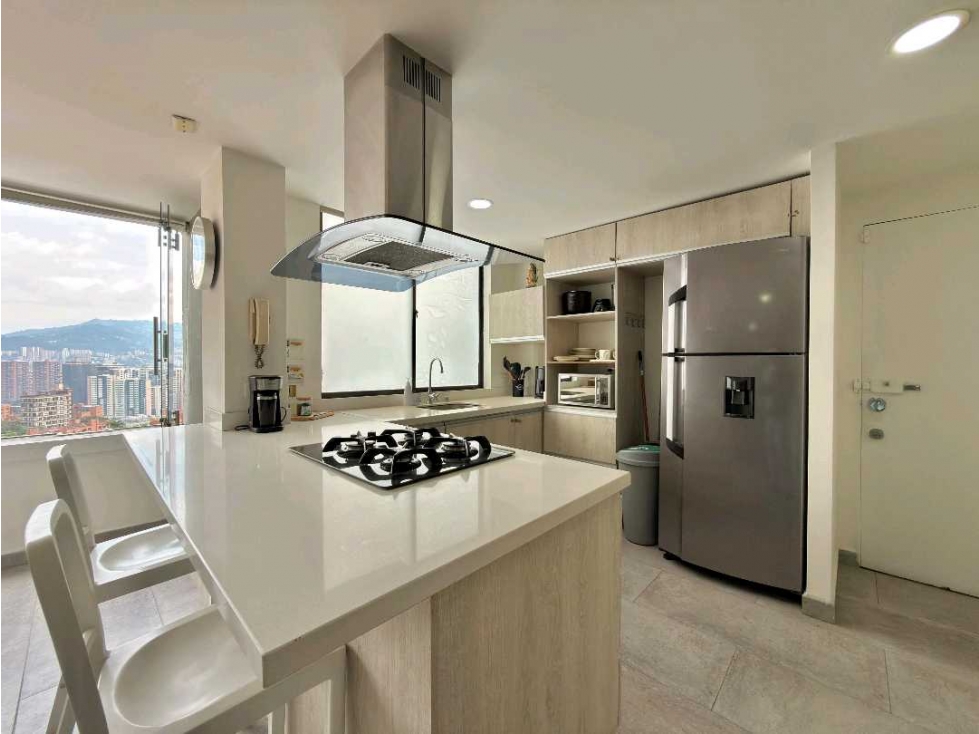 SE ARRIENDA APARTAMENTO EN LA LOMA DEL INDIO — foto 2