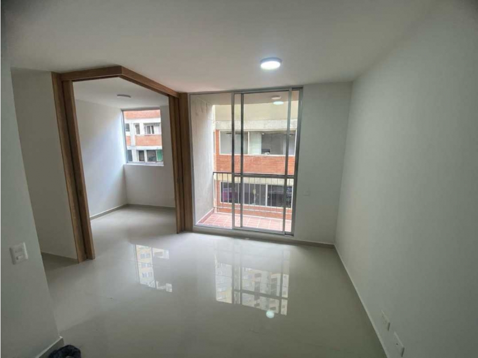 Se Arrienda apartamento en La Estrella sector Ancón Sur — foto 4