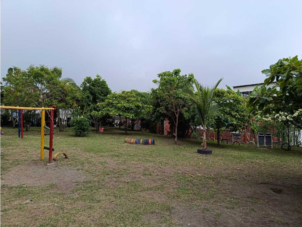 Se Arrienda Apartamento en la Urbanización Villa Cecilia - 5