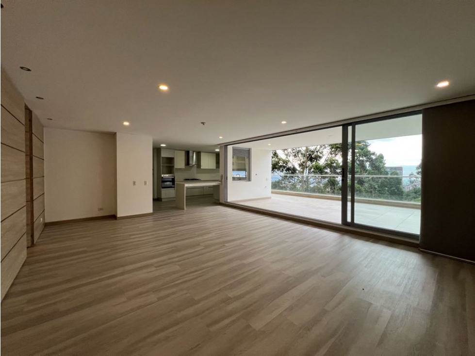 Se Arrienda Apartamento en Lomas las Brujas