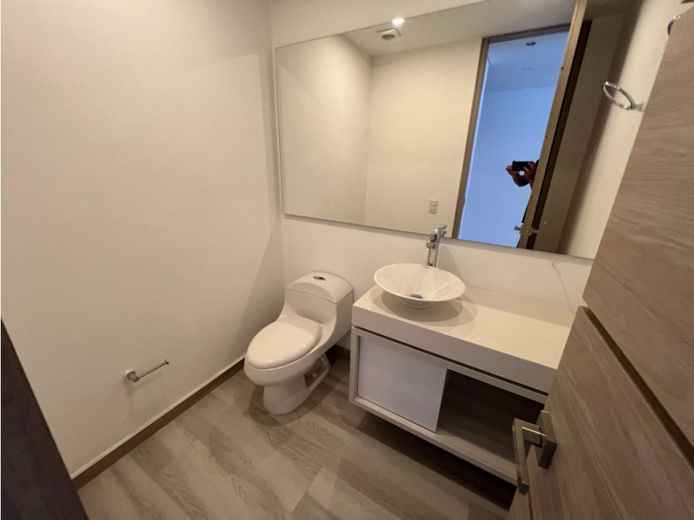 Se Arrienda Apartamento en Lomas las Brujas — foto 3