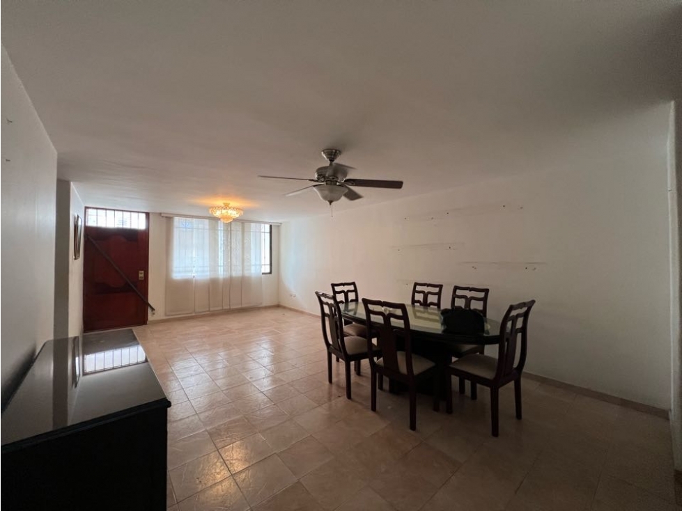Se vende apartamento en los Alcázares, Santa Marta — foto 2