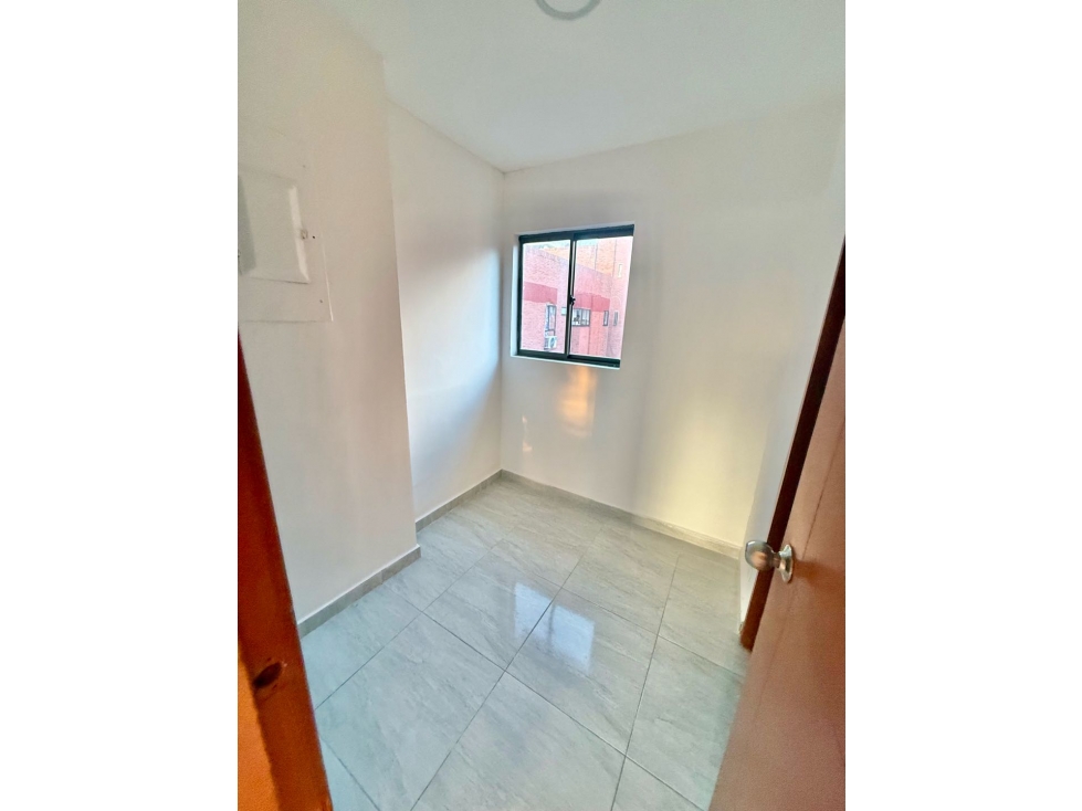 SE ARRIENDA APARTAMENTO EN MANGA 3 ALCOBAS — foto 5