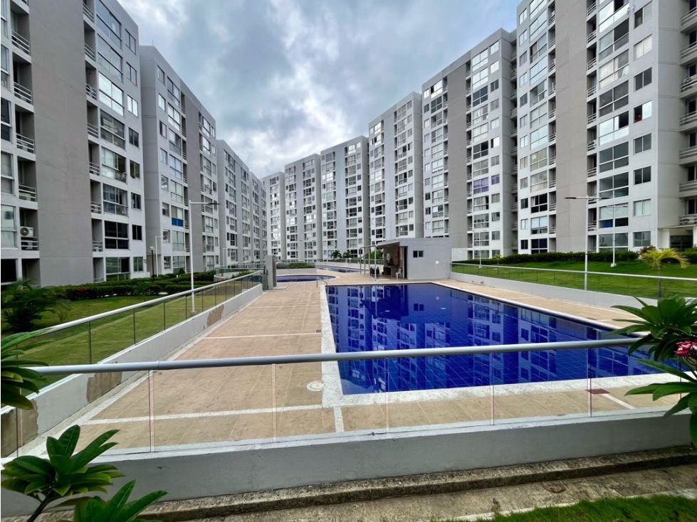 SE ARRIENDA APARTAMENTO EN MIRAMAR — foto 2