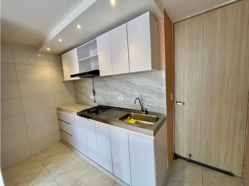 SE ARRIENDA APARTAMENTO EN MIRAMAR — foto 5