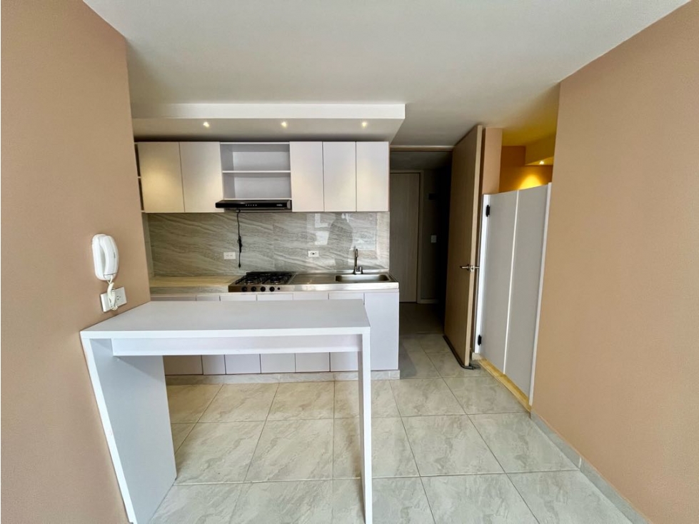 SE ARRIENDA APARTAMENTO EN MIRAMAR — foto 6