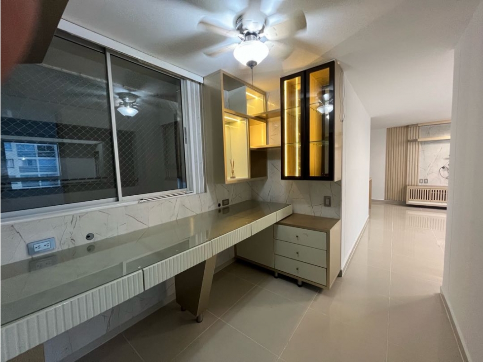 SE ARRIENDA APARTAMENTO EN MIRAMAR — foto 4