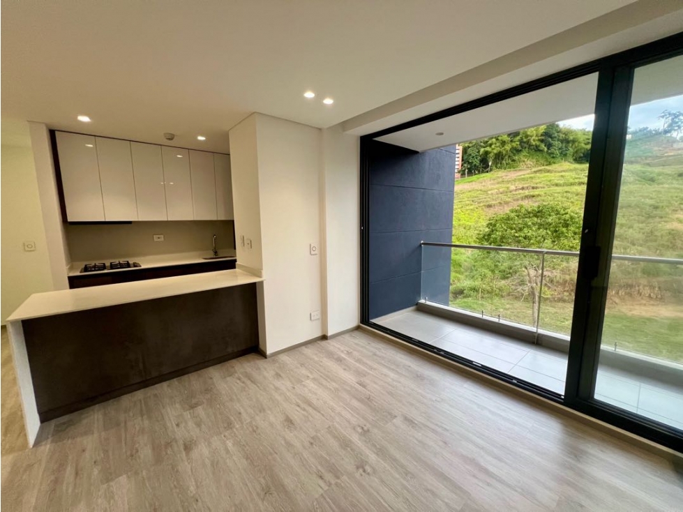 Se Arrienda Apartamento en Pinares Alto