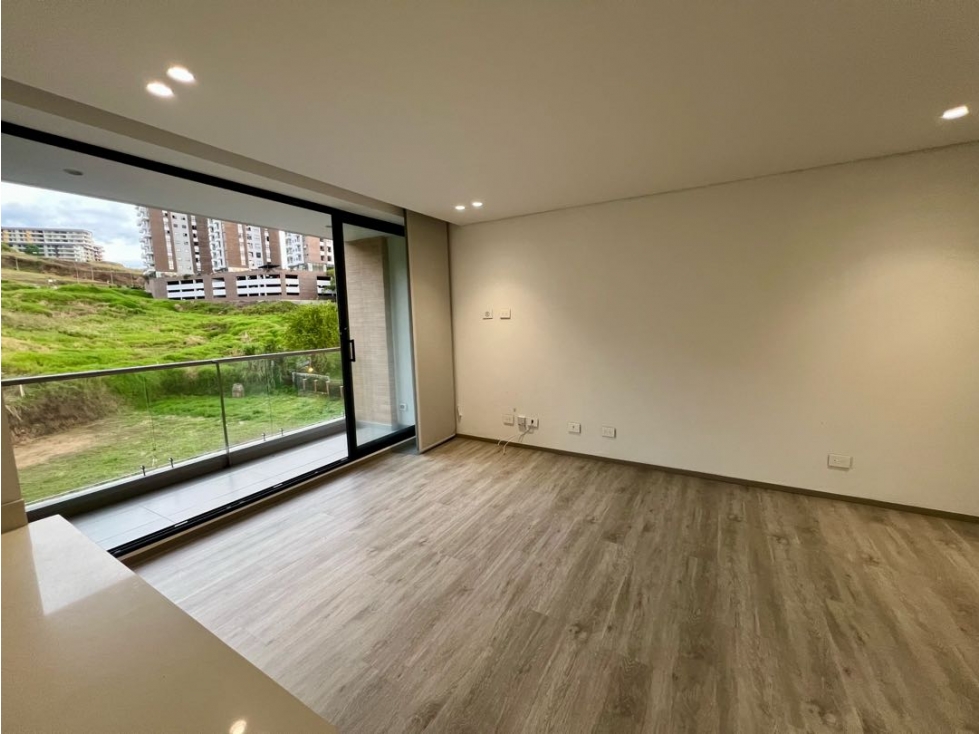 Se Arrienda Apartamento en Pinares Alto — foto 5