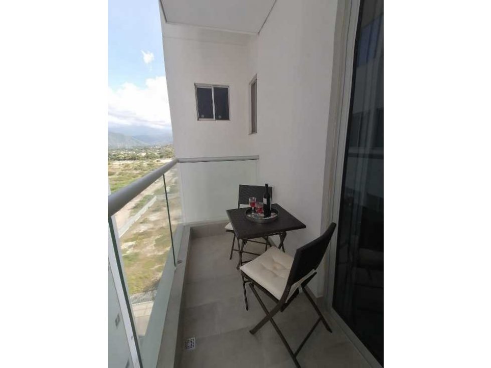 ARRIENDO APARTAMENTO AMOBLADO EN SANTA MARTA SECTOR PLAYA SALGUERO — foto 2