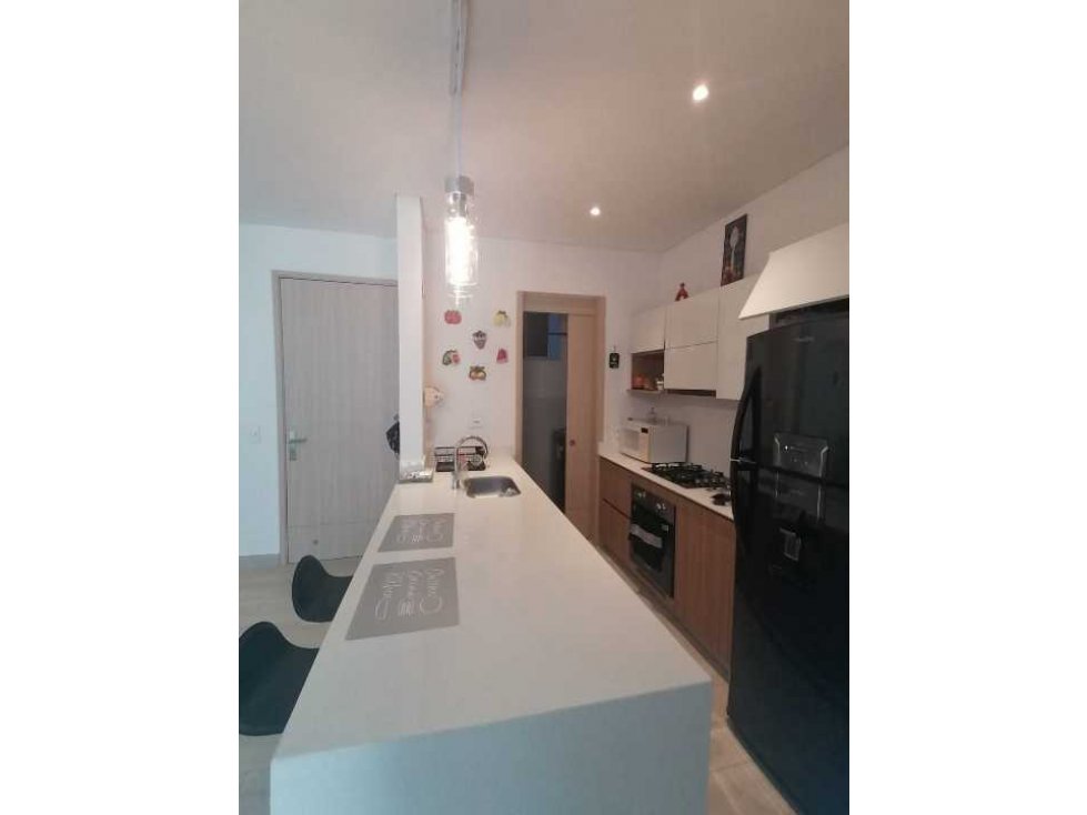 ARRIENDO APARTAMENTO AMOBLADO EN SANTA MARTA SECTOR PLAYA SALGUERO — foto 4
