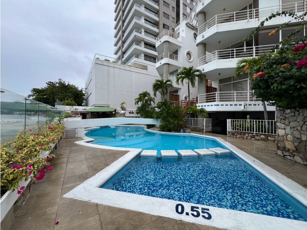 Se arrienda apartamento en Playa Salguero - Santa Marta
