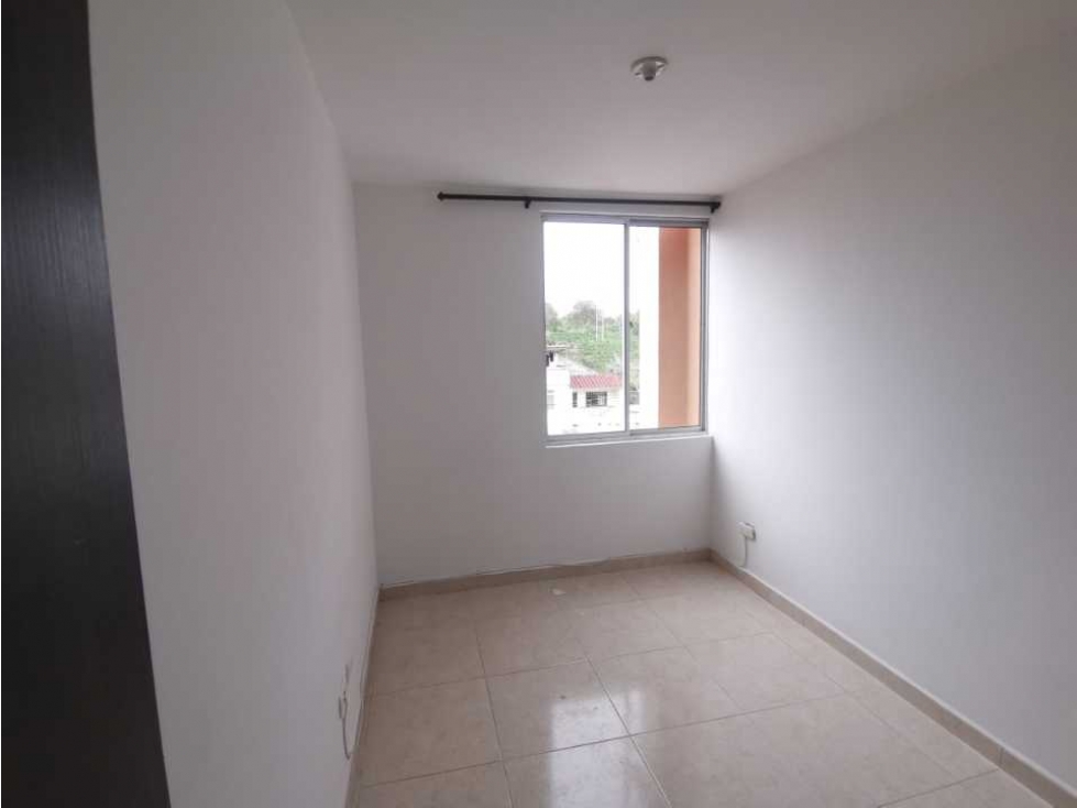 SE ARRIENDA APARTAMENTO EN PORTAL DE LAS AMÉRICAS — foto 5
