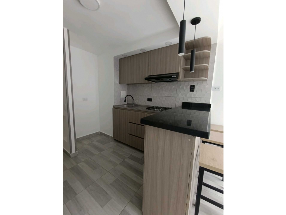 SE ARRIENDA APARTAMENTO PISO 17 EN PRIMAVERA 6-39 PUENTE ARANDA — foto 4