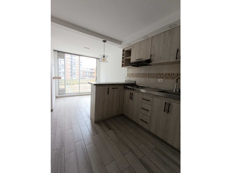 Se arrienda apartamento en primavera 6-39 ET 1 puente aranda