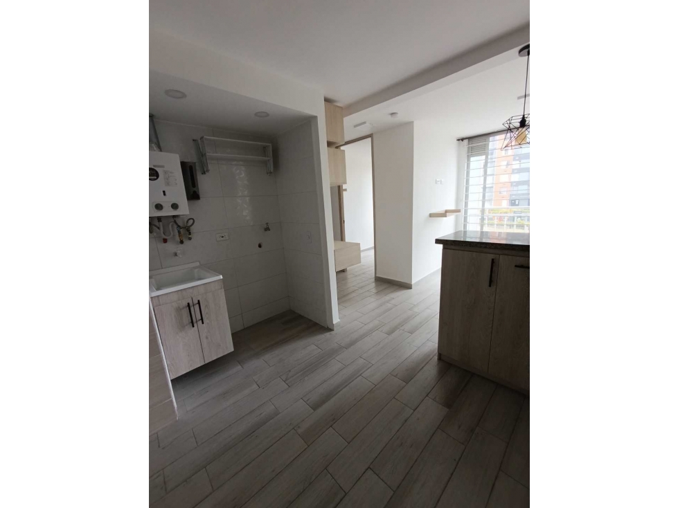 Se arrienda apartamento en primavera 6-39 ET 1 puente aranda — foto 2