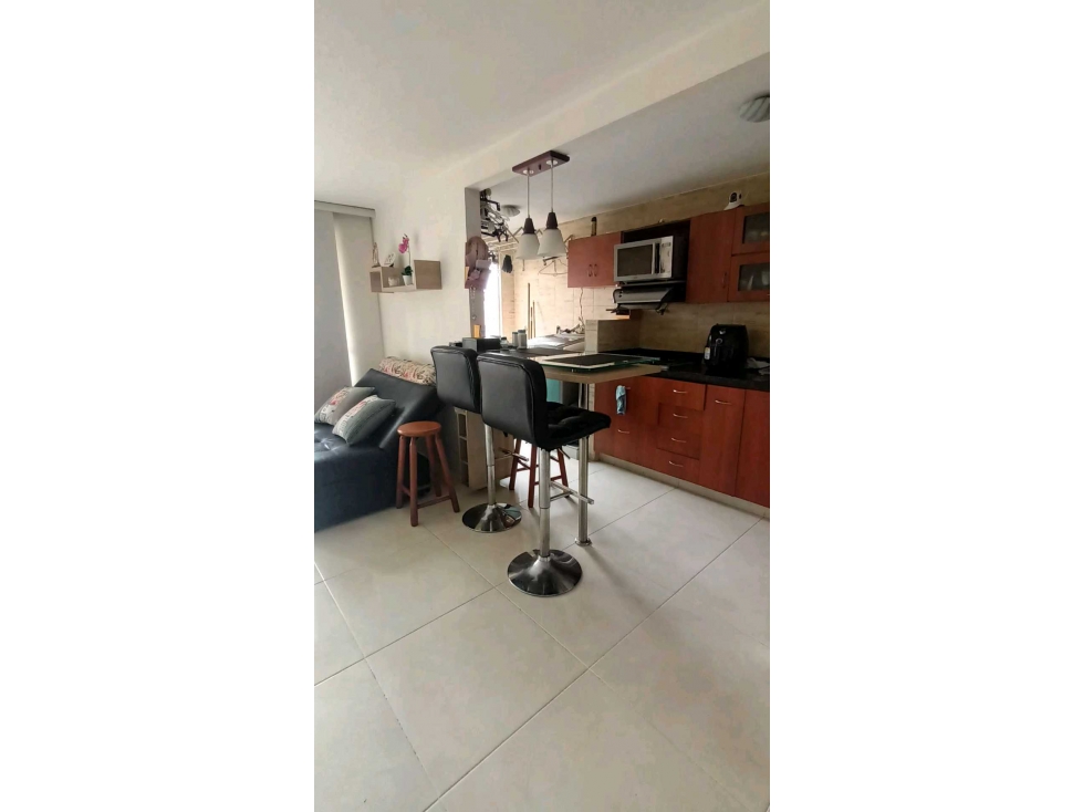 SE ARRIENDA APARTAMENTO EN RODEO ALTO — foto 2