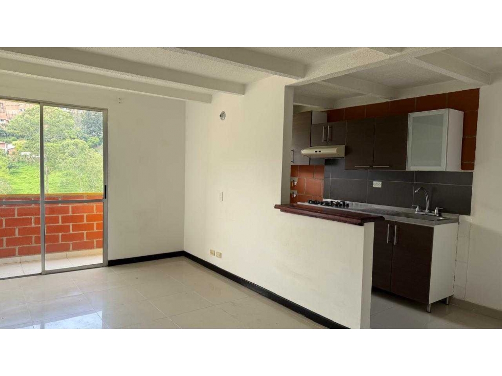 Se arrienda Apartamento en Rodeo Alto