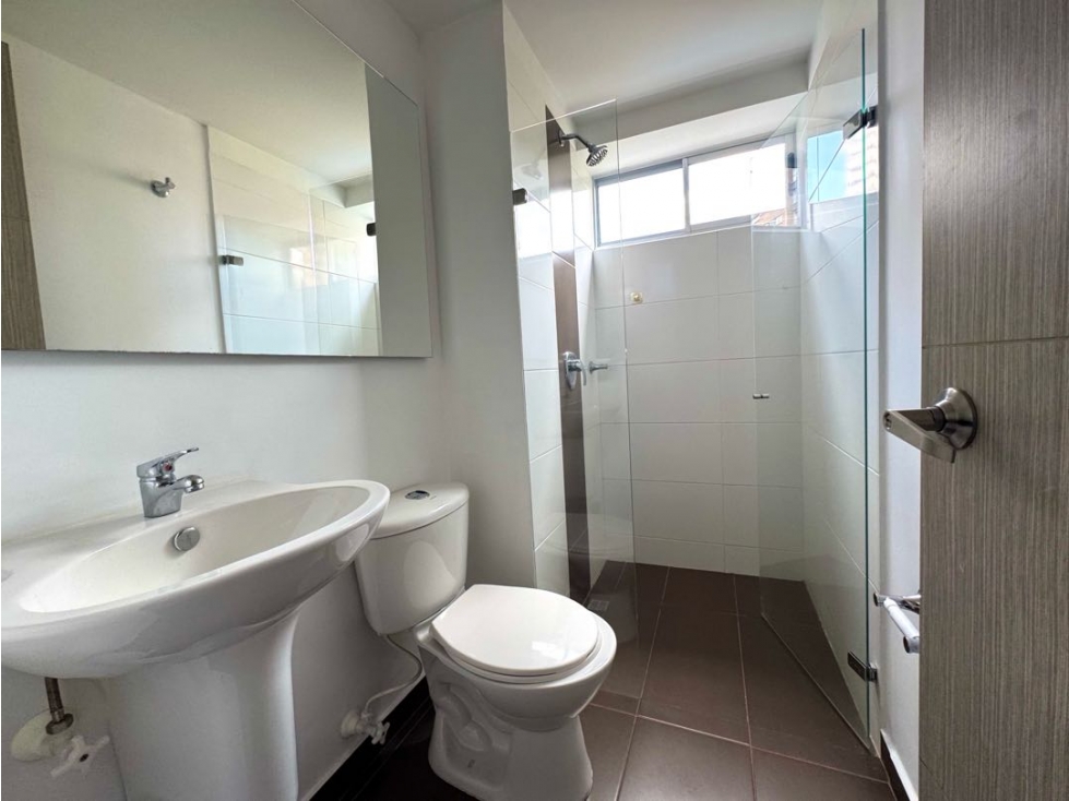 Se arrienda apartamento en Sabaneta zona plana — foto 4