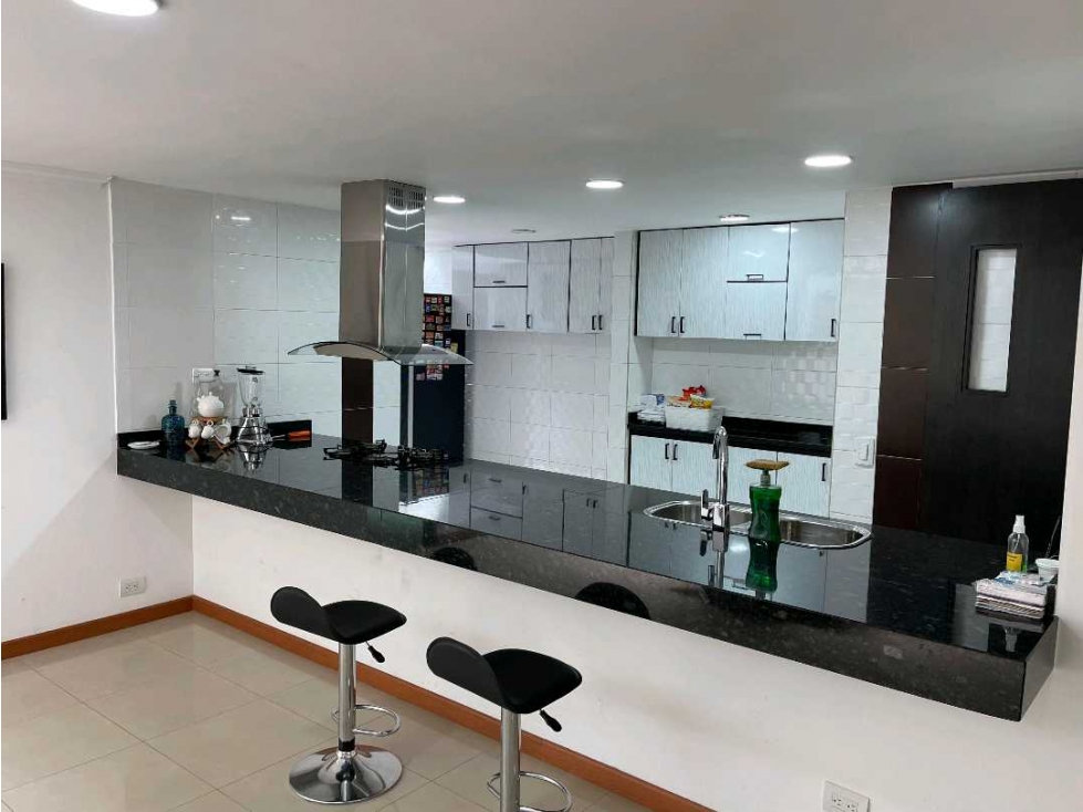 SE VENDE APARTAMENTO EN SANTA BARBARA
