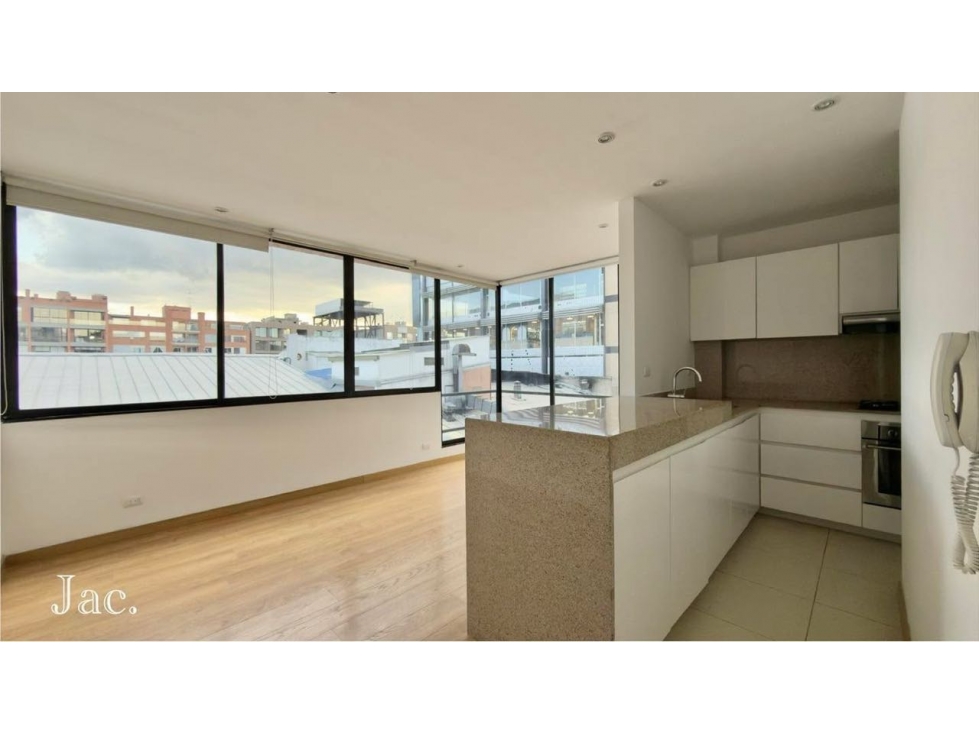 SE ARRIENDA APARTAMENTO EN SAN PATRICIO
63.53 Mts