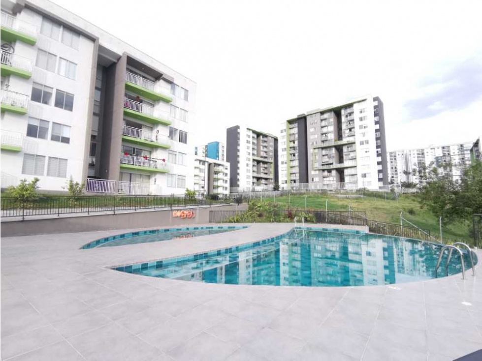 SE ARRIENDA APARTAMENTO EN VERDU 2