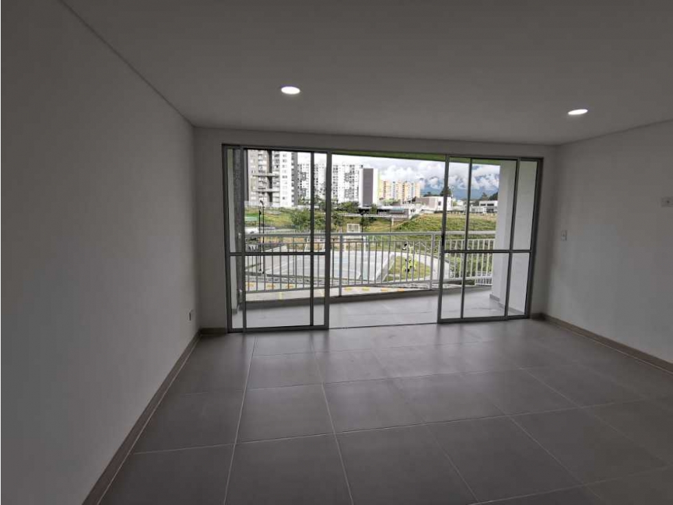SE ARRIENDA APARTAMENTO EN VERDU 2 — foto 3