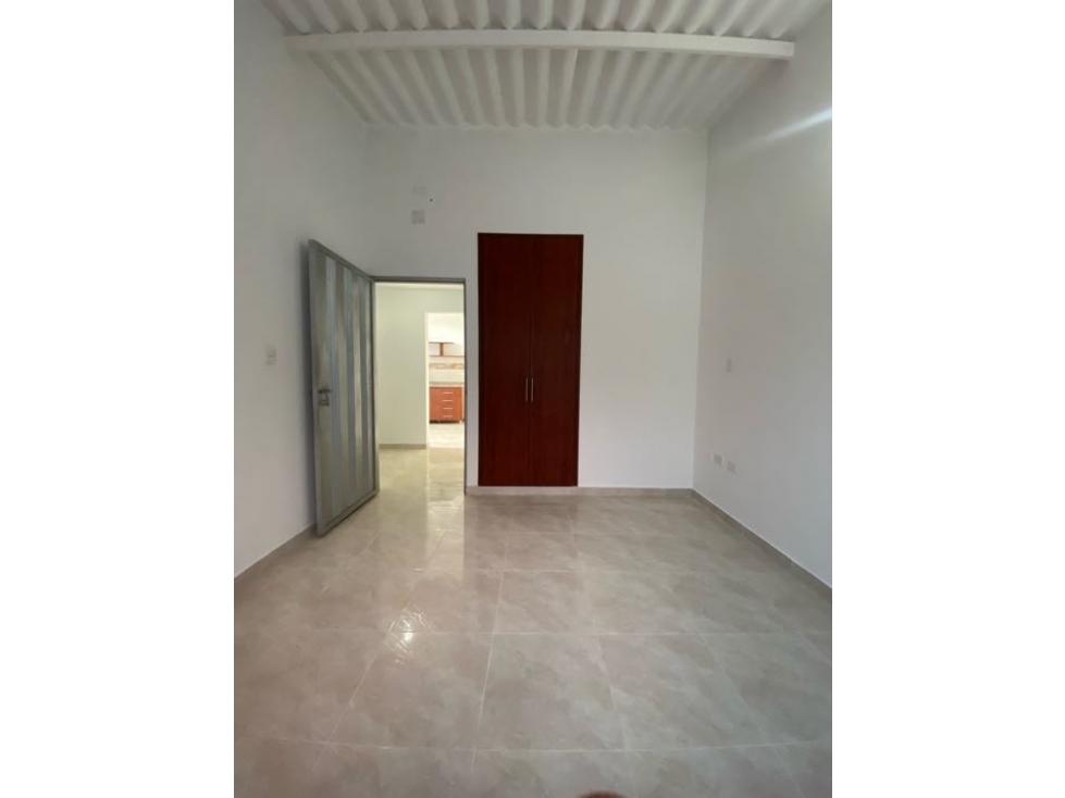 SE ARRIENDA APARTAMENTO EN VILLA LILIANA C8 -02 B. SANTANDER PISO 2 - 5