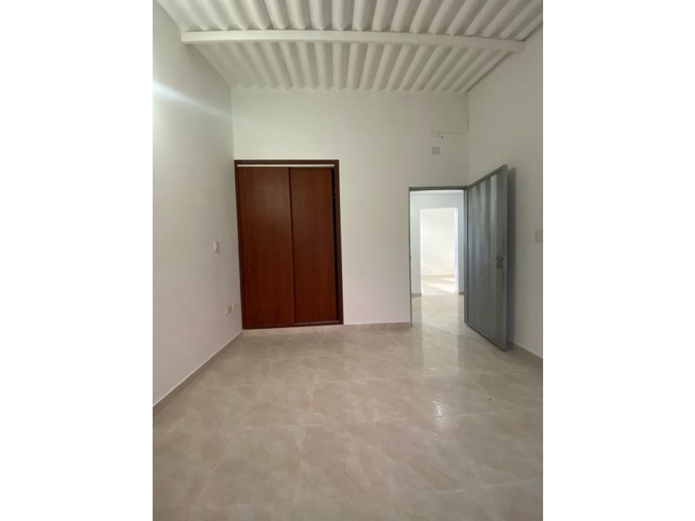 SE ARRIENDA APARTAMENTO EN VILLA LILIANA C8 -02 B. SANTANDER PISO 2 - 6