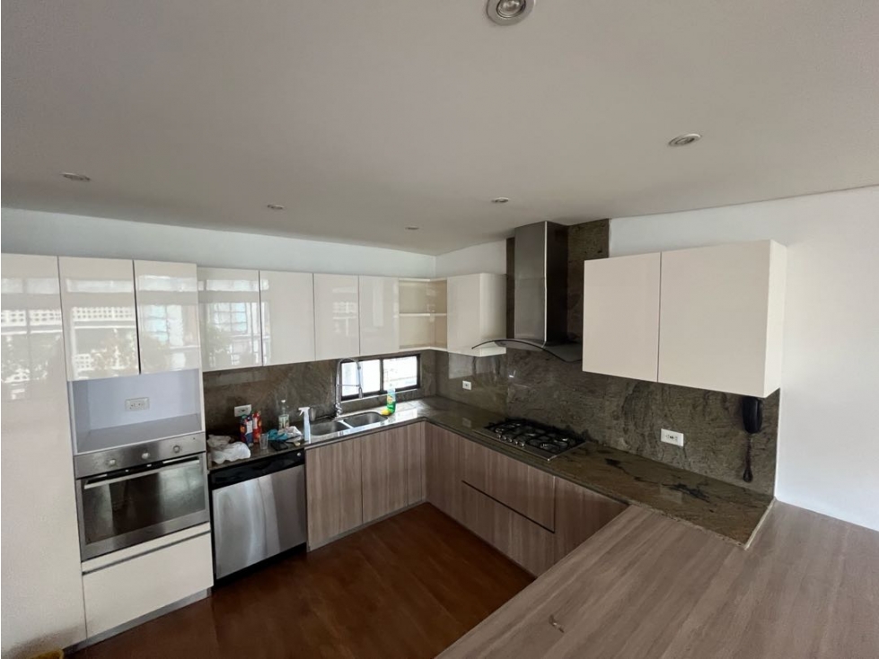 APARTAMENTO EN ARRIENDO EN EL VIRREY (SV) — foto 2