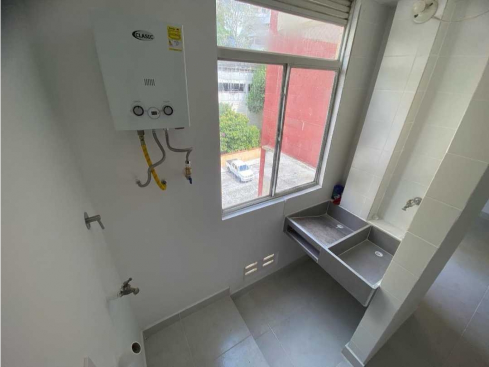 Se Arrienda apartamento Envigado sector las flores — foto 2