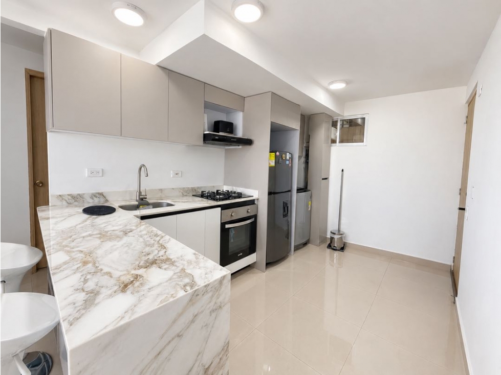 Se arrienda apartamento excelente ubicación — foto 3