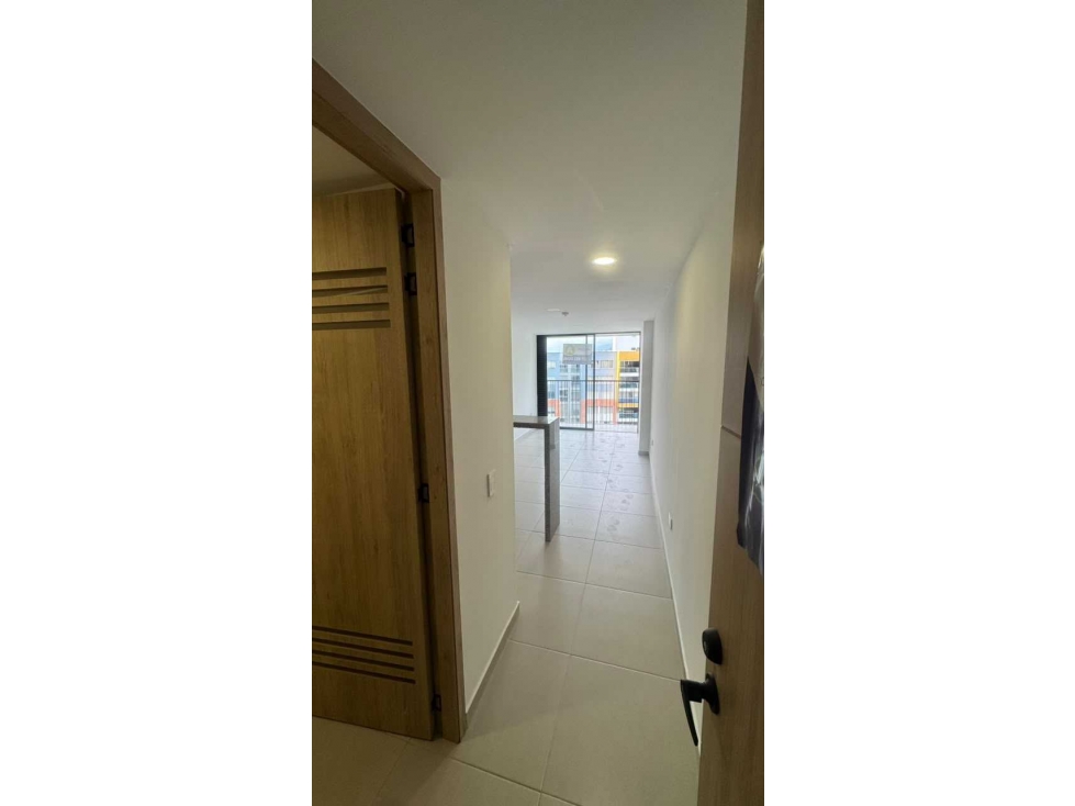 SE ARRIENDA APARTAMENTO MACIZO HABITAT NATUTAL FLORIDABLANCA — foto 2