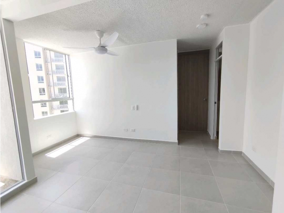 ARRIENDO APARTAMENTO NUEVO - CABO ALTO PARQUE HEREDIA CARTAGENA — foto 2