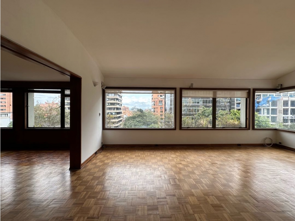 SE ARRIENDA APARTAMENTO PENTHOUSE DUPLEX ROSALES 335m2 — foto 2